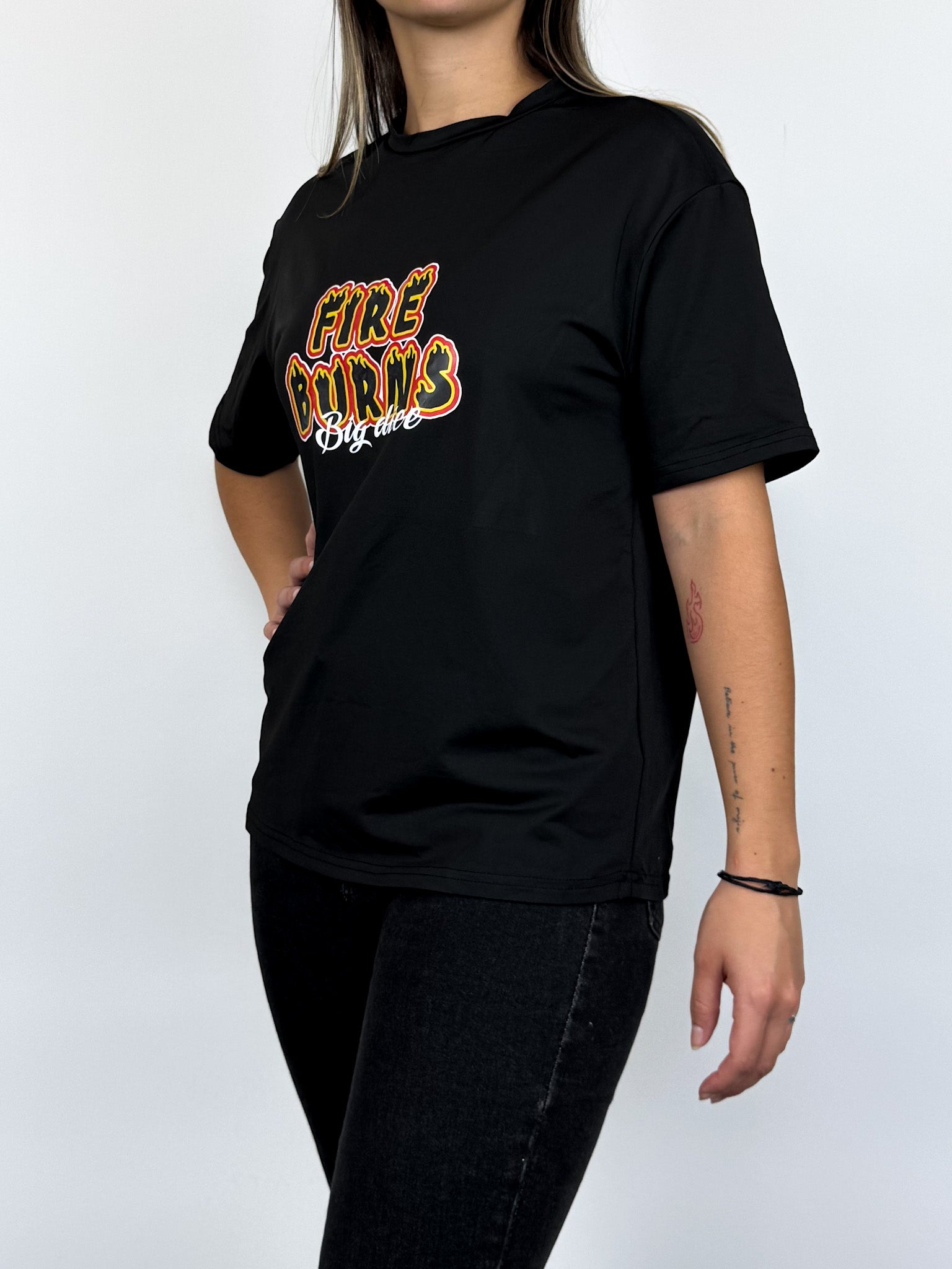 Remera unisex talle XS Fuego Quema
